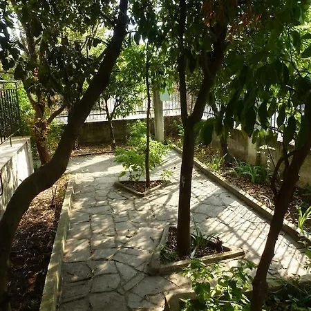 Kosta's House Semesterbostad *